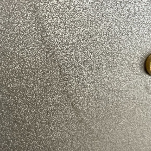 YSL Saint Laurent Sac de Jour in Grey (Like New) - Picture 5 of 12